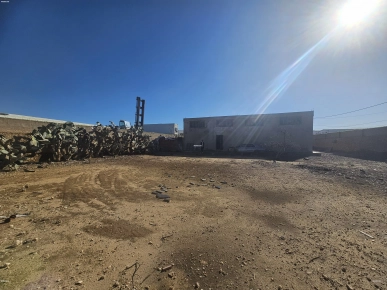 USINE AVEC TERRAIN A VENDRE