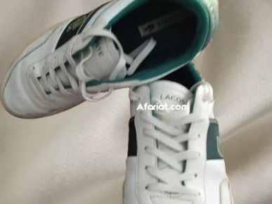 Lacoste pointure 41 tél 96353583