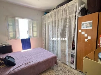 A vendre une villa s+3 avec 2 appartements s+2, studio s+1, garag