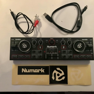 Table de mixage/contrôleur dj Numark dj2go2