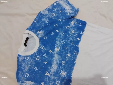 À vendre pull Blanc/Bleu YSL