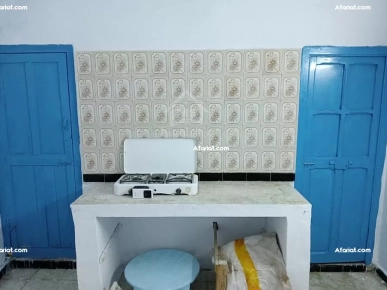 Une maison arabe avec garage à vendre à Hammamet 51355351