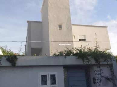 à vendre Maison S+2 a Ezzahra