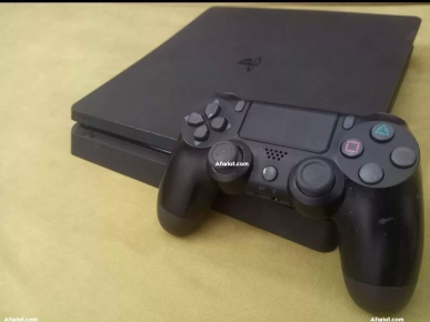 playstation 4 slim