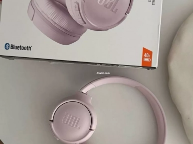 Casque JBL+ câble de rechargement JBL