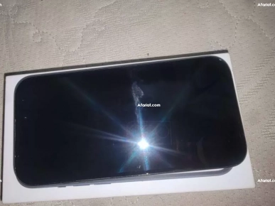 iphone 15 comme neuf jamais réparer