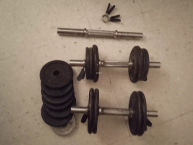 Kit haltères 23 kg + 3 barres