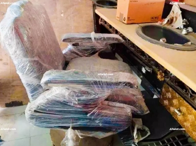 3 chaises et matériels de coiffure seulement 600 dt 3 chaises et matériels de coiffure seulement 600 dt