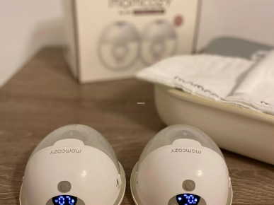 MOMCOZY M5 Tire-lait Mains