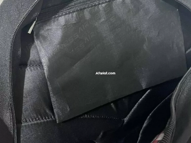 des sac à dos/ dorgine importé Fr
