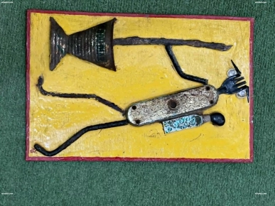 L'ART DU RECYCLAGE : COLLECTION DE SCULPTURES DE L'ÎLE DE GORÉE