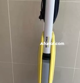 Deux Nettoyeurs de sols " Kärcher FC5 " (Marque Allemande) Deux Nettoyeurs de sols " Kärcher FC5 " (Marque Allemande)