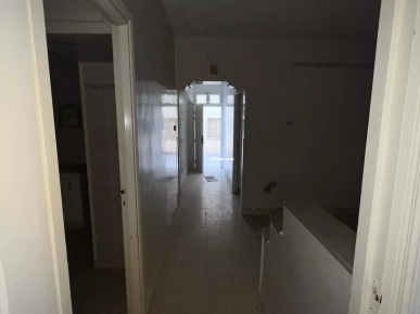 Deux maisons + un studio à vendre à Hay El Bahri 3.