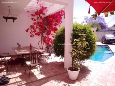 Villa PLAZA(Réf: L2286)