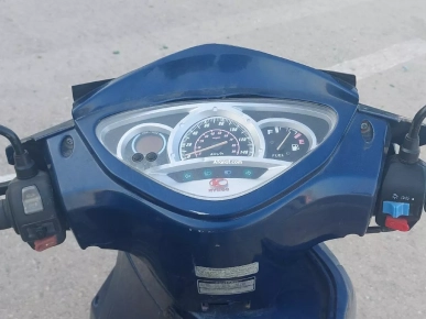 Kymco people s 200i