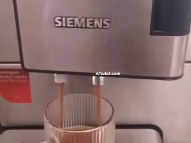 Machine a café automatique (grain et poudre) marque siemens