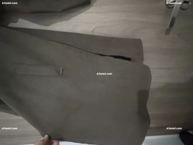 vend vêtements peu portés