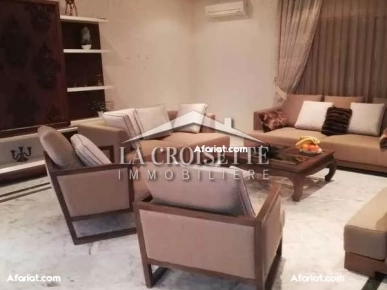 Villa meublée S+6 avec piscine à La Marsa MVV0211