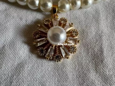 Collier en acier inoxydable avec des perles de bonne qualité 