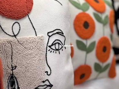 housse de coussin broder à la main en relief