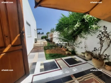 Villa plain-pied S+3 meublée à La Soukra MVL1172