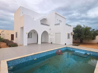 VILLA SANS MEUBLES À HOUMT SOUK DJERBA - RÉF L767
