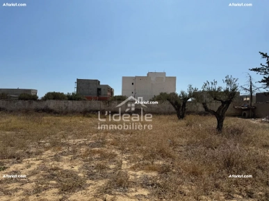 Terrain à batir à Mrezgua