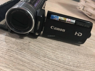 Canon Legria HF200