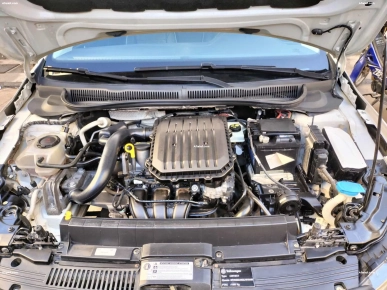 Volkswagen polo 8