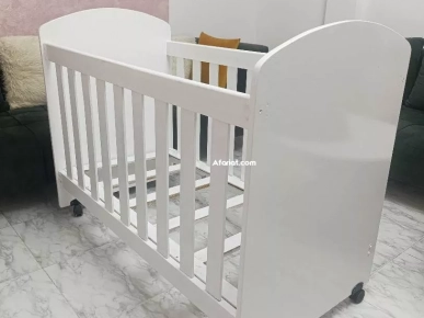 Lit bébé bon occasion