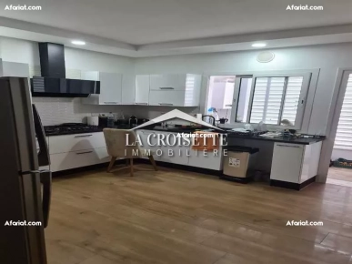 Appartement S+3 avec chambre de service à La Soukra MAL1056