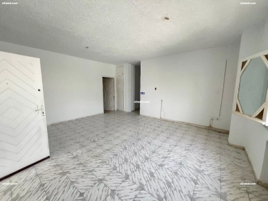 A Vendre appartement S+3 à la Marsa