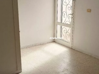 a louer étage de villa a chouchet rades
