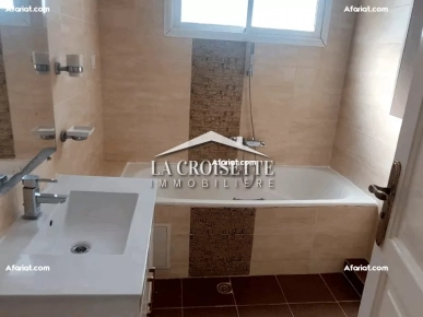 Etage de villa S+3 à La Marsa MEL0437