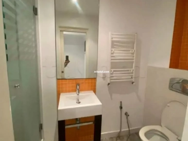 A vendre appartement bureautique a manar 1