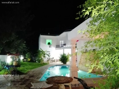 Villa PLAZA(Réf: L2286)