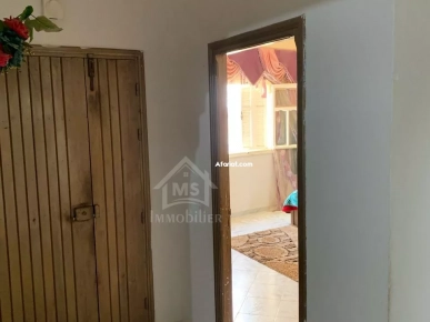 Belle maison S+2 avec jardin à Hammamet Sud à vendre 51355351