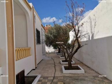 Villa et maisonnette "dar arbi" emplacement et superficie idéal