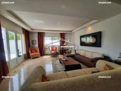 Villa plain-pied S+3 meublée à La Soukra MVL1172