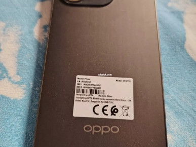 À vendre : Oppo A5 Pro - Presque Neuf avec tous les accessoires