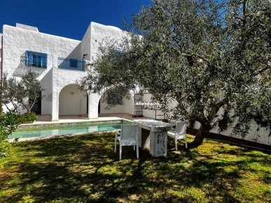 A Vendre Villa Duplex De Charme Avec Piscine à Cité Kharrouba, Ha A Vendre Villa Duplex De Charme Avec Piscine à Cité Kharrouba, Ha