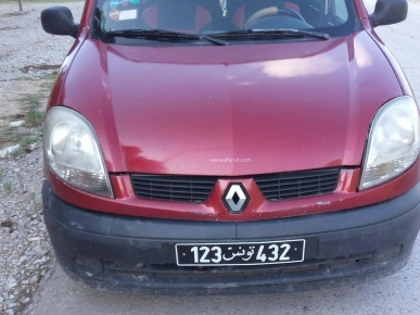 Renault kangoo essence tel 98638775