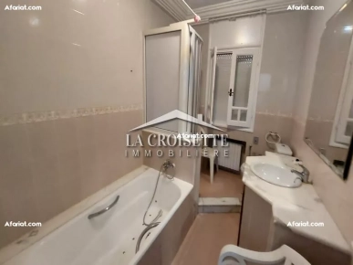 Villa S+4 avec piscine à Gammarth MVL1532