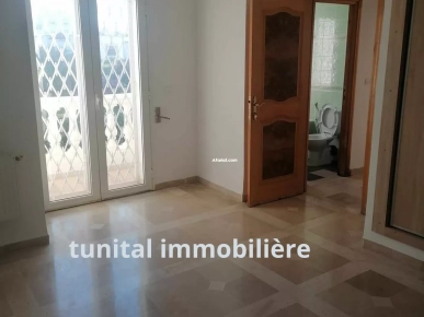 gammarth superieur coté lotissement kaak : a vendre villa jumelée