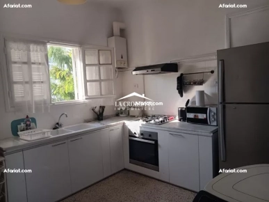 Etage de villa S+2 vue sur mer à La Marsa ZEL0516