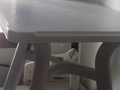 Table en plastique Table en plastique