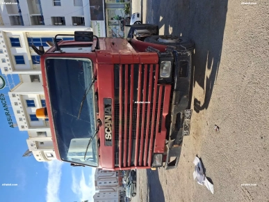 scania 113 a vendre en marche