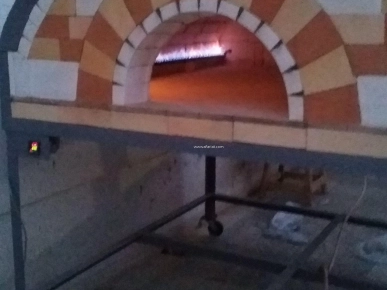 fabrication  de fours pizza a bois et a gaz