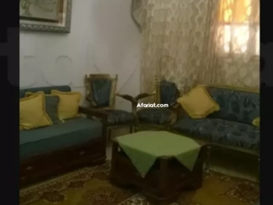 A louer ou a vendre maison S2  a Kram ouest 100 M