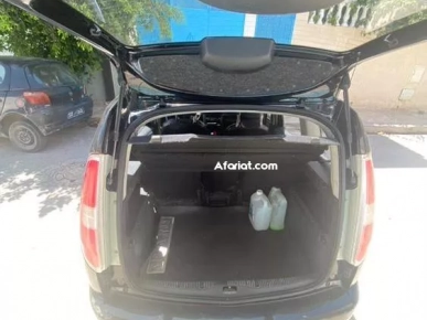 une Skoda romster a vendre